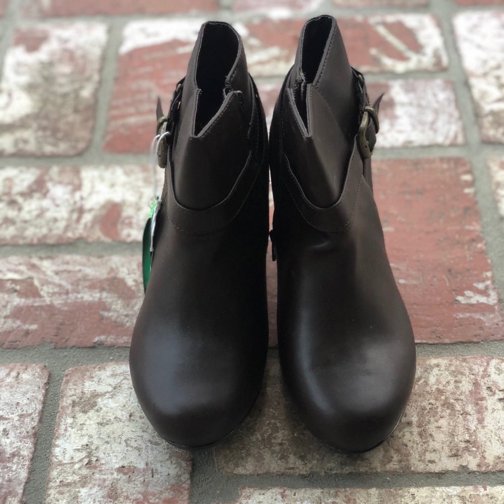sole (sense)ability Ankle Boots - Picture 2 of 5